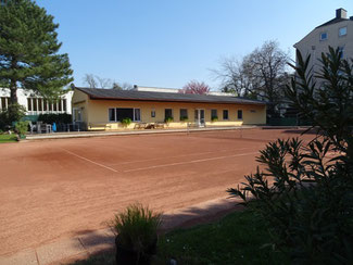 Tennisplatz 1